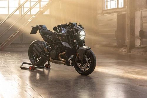 KTM Brabus 1300R Edition 23 giá 2,4 tỷ, chưa về nước đã 'hết hàng'