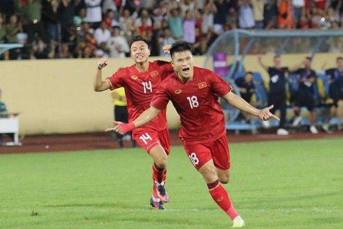 Tiền vệ Thái Sơn: Gundogan của bóng đá Việt Nam