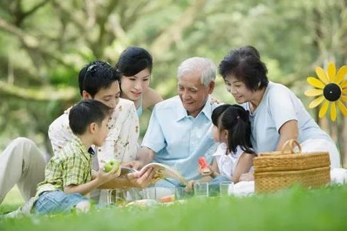 Các cụ dạy chẳng sai: 'Trong gia đình xuất hiện 3 điều này con cháu sẽ ngày càng hưng vượng'
