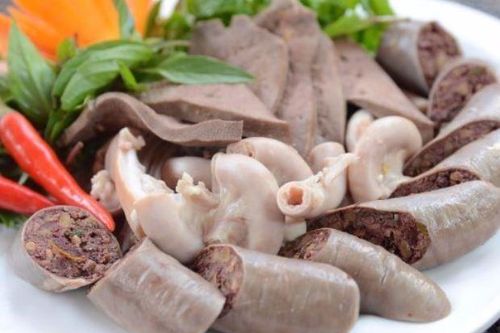 Luộc lòng chỉ thả mỗi nước lạnh là chưa đủ: Cứ làm thêm bước này lòng trắng tinh, thơm ngon giòn sần sật