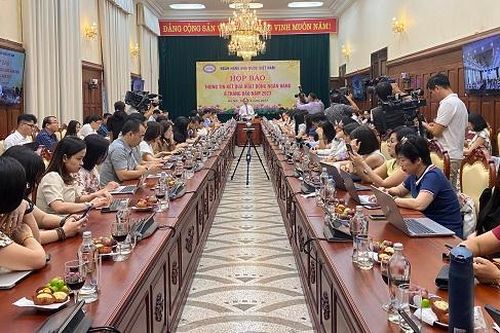 Lãi suất tiền gửi và cho vay mới có xu hướng giảm dần