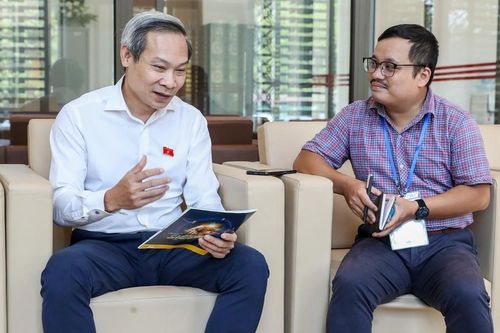 Xu hướng báo chí kinh tế hiện đại