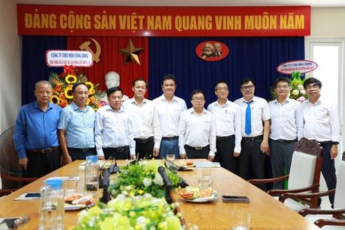 Công ty Thủy điện Sông Bung chúc mừng cơ quan báo chí nhân dịp 21/6