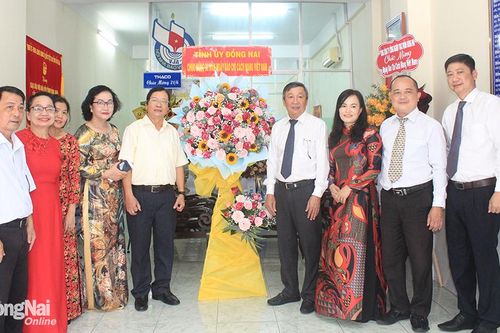 Lãnh đạo tỉnh thăm, chúc mừng Ngày Báo chí cách mạng Việt Nam