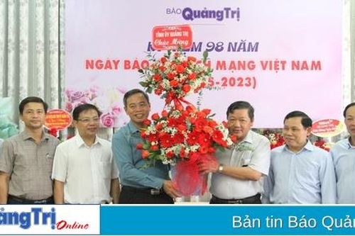Lãnh đạo tỉnh chúc mừng các cơ quan báo chí nhân Ngày Báo chí cách mạng Việt Nam 21/6