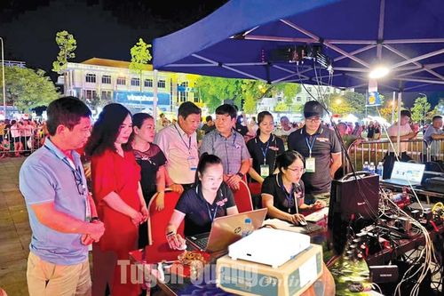 Báo chí tiên phong chuyển đổi số