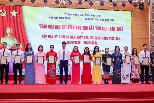 Báo Xây dựng vinh dự nhận Giải Báo chí tỉnh Phú Thọ lần thứ XIII