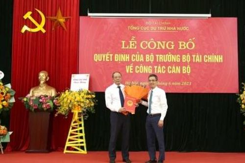 Ông Vũ Xuân Bách được giao quyền Tổng cục trưởng Tổng cục Dự trữ Nhà nước
