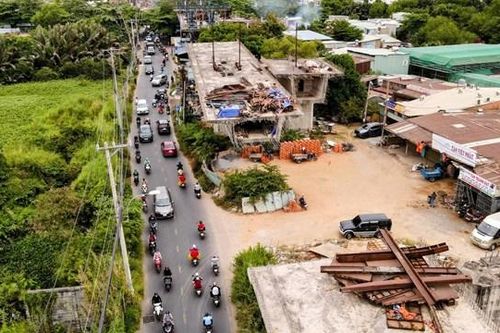 Chờ đợi những cây cầu 'hồi sinh'