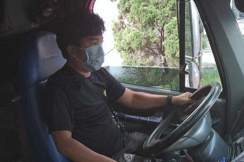 Tài xế ở TP.HCM mất tích cùng lô giày hàng hiệu trị giá 1,5 tỷ đồng