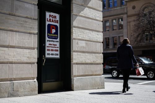 Khủng hoảng đang 'rình rập' bất động sản thương mại