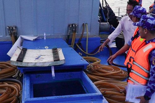 6 tháng Cảnh sát biển 4 tịch thu hơn 1,4 triệu lít dầu D.O