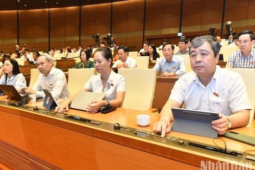 Giao Bộ trưởng Quốc phòng thực hiện quản lý nhà nước về giao dịch điện tử trong lĩnh vực cơ yếu