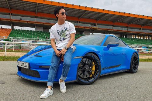 'Đập hộp' xe mới, Cường 'đô la' rao bán siêu xe Porsche 911 GT3
