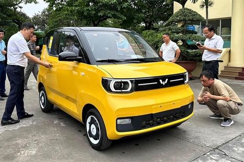 Xe điện xuất xứ Trung Quốc Wuling Hongguang MiniEv vấp tranh cãi, giá không hề rẻ?