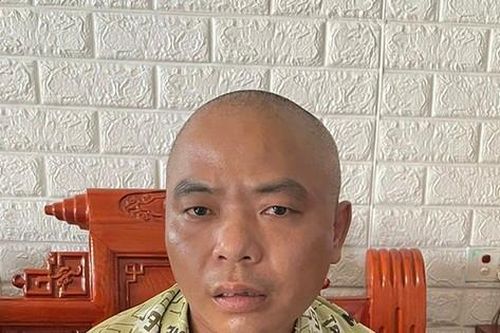 Bắt đối tượng lừa bán vé máy bay giá rẻ, chiếm đoạt tiền hàng trăm triệu đồng