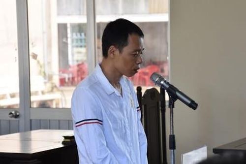 Đâm đồng nghiệp đang ngủ, lĩnh 12 năm tù
