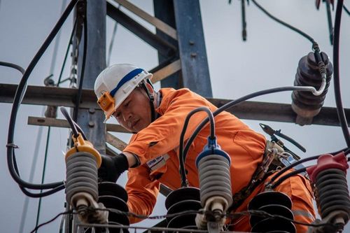 EVNCPC đảm bảo cấp điện tại 462 điểm thi tốt nghiệp THPT năm 2023