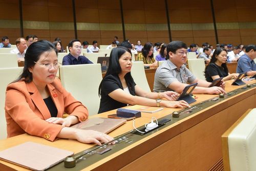 Quốc hội thông qua Luật Giao dịch điện tử sửa đổi