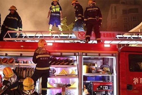 Hiện trường vụ nổ nhà hàng thịt nướng ở Trung Quốc khiến hơn 30 người thiệt mạng