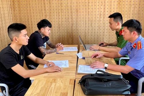 Góp tiền mua ma túy sử dụng, 2 nam thanh niên bị khởi tố