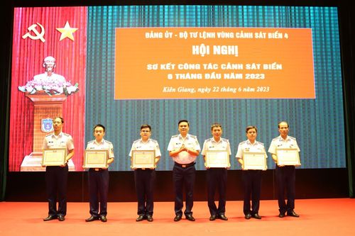 BTL Vùng Cảnh sát biển 4 tăng cường tuyên truyền chống khai thác IUU