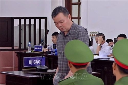 Nguyên Trưởng Ban Tuyên giáo Tỉnh ủy Hòa Bình lĩnh án 4,5 năm tù