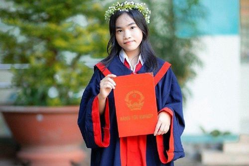 Thủ khoa lớp 10 Tp.HCM tiết lộ cũng có lúc cảm thấy... chán học
