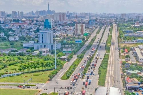 TPHCM: Cần chính sách phát triển bền vững thay vì 'xé rào'