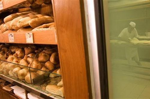 Canada xử phạt mạnh doanh nghiệp thao túng giá bánh mì