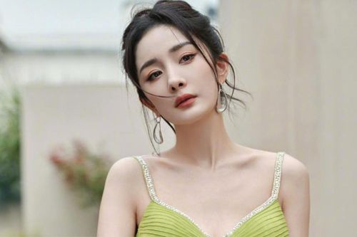 Bố chồng cũ mong Dương Mịch và Lưu Khải Uy tái hôn, chuyện gì đây?