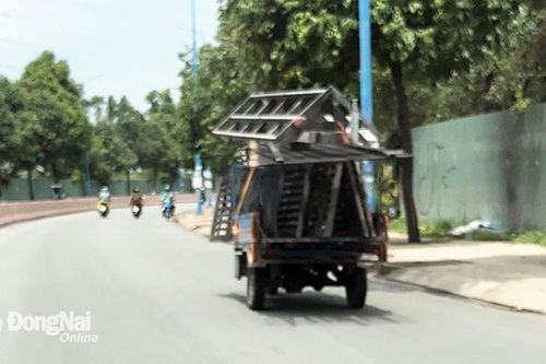 Nguy hiểm chực chờ trên đường
