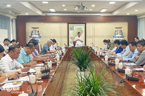 Chú trọng chỉ đạo về công tác quản lý đất đai