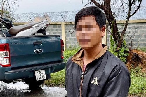 Dùng dao chặn xe máy, cướp tài sản người đi đường giữa đêm vắng