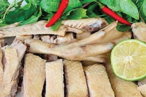 Ăn vịt Tết Mùng Năm