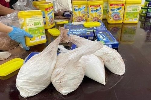 Hơn 19 kg nghi ketamin giấu trong các hộp cacao theo lô hàng từ Pháp về Việt Nam