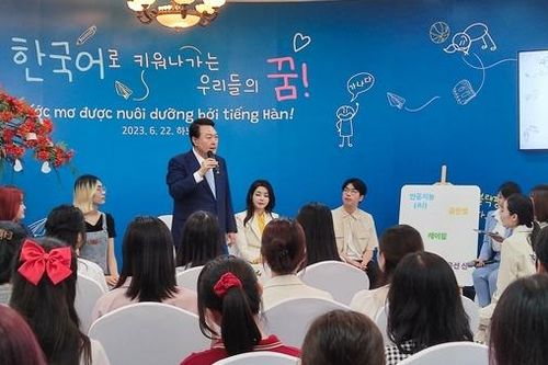 Nhiều chính sách hỗ trợ bạn trẻ Việt Nam tiếp cận văn hóa Hàn Quốc