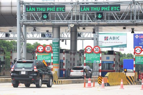 Thu phí tự động không dừng (ETC): Tiền đề cho giao thông thông minh