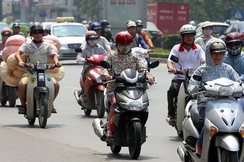 Bắc Bộ ngày oi nóng, chiều tối có mưa dông