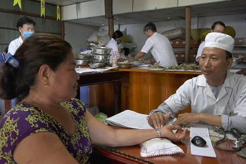 Tránh tình trạng lương y hoạt động 'chui'