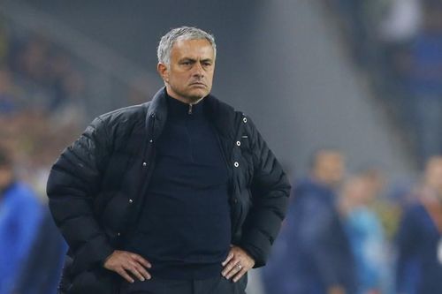 Mourinho bỏ Hội đồng Bóng đá UEFA