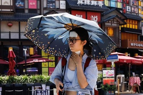 Bắc Kinh khuyến cáo cư dân ở trong nhà
