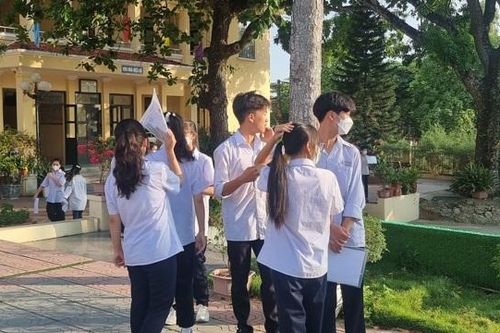 Quảng Ninh: Công bố điểm chuẩn vào các trường THPT