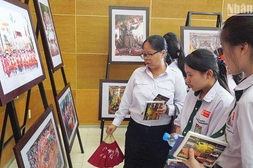 Khai mạc triển lãm ảnh 'Các di sản thế giới của Việt Nam và Lào'