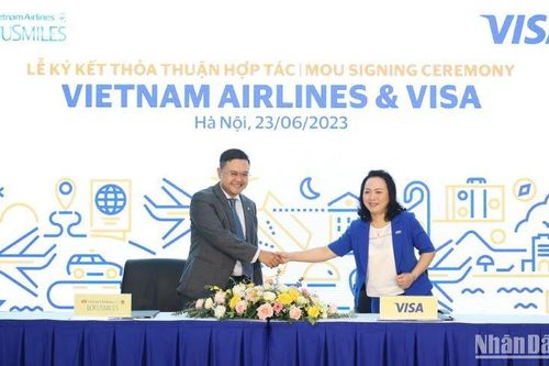 Vietnam Airlines và Visa hợp tác, nâng cao trải nghiệm số cho người tiêu dùng
