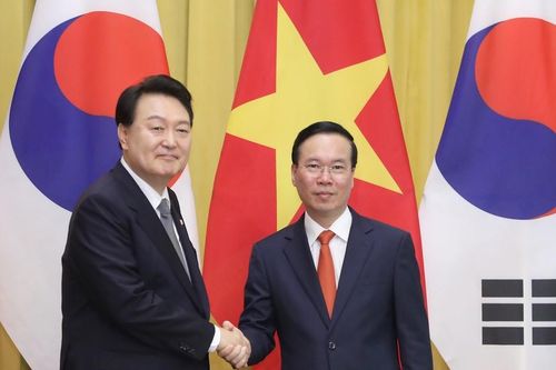 Việt Nam - Hàn Quốc nhất trí tăng cường hợp tác về an ninh và kinh tế