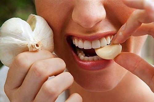 Những người phải kiêng ăn tỏi nếu không muốn rước bệnh
