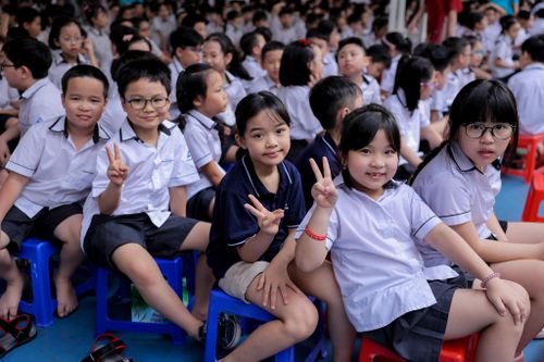 Sở GD&ĐT Hà Nội thông tin việc học sinh lớp 1 bị bỏ quên trên xe