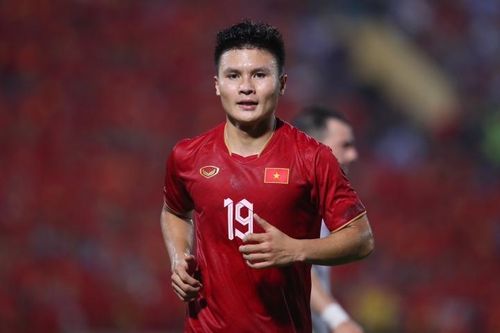 Tiền vệ Quang Hải gia nhập đội bóng Công an Hà Nội
