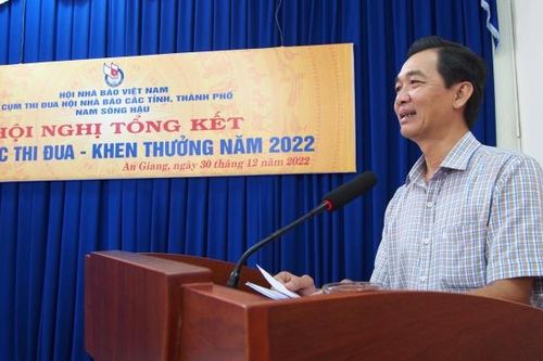 Bồi dưỡng nghiệp vụ - 'điểm tựa' nâng cao chất lượng tác phẩm